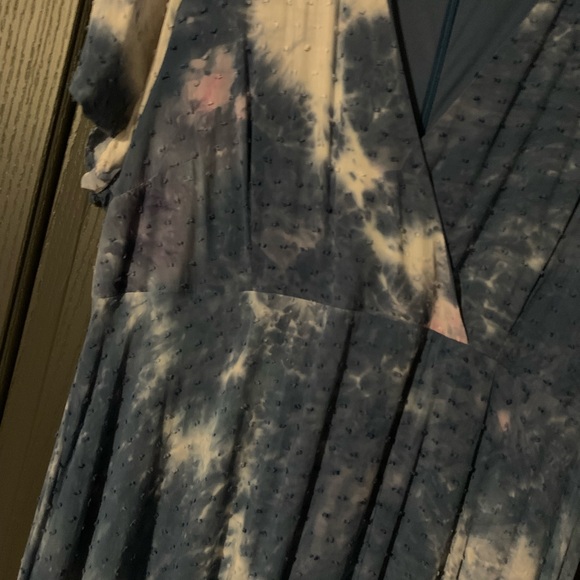 A Beautiful Soul Size A Tie Dye dress - Picture 5 of 9